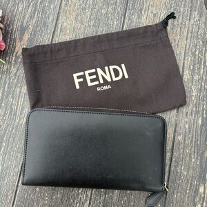FENDI LONG LEATHER WALLET BLACK ZIPPERED